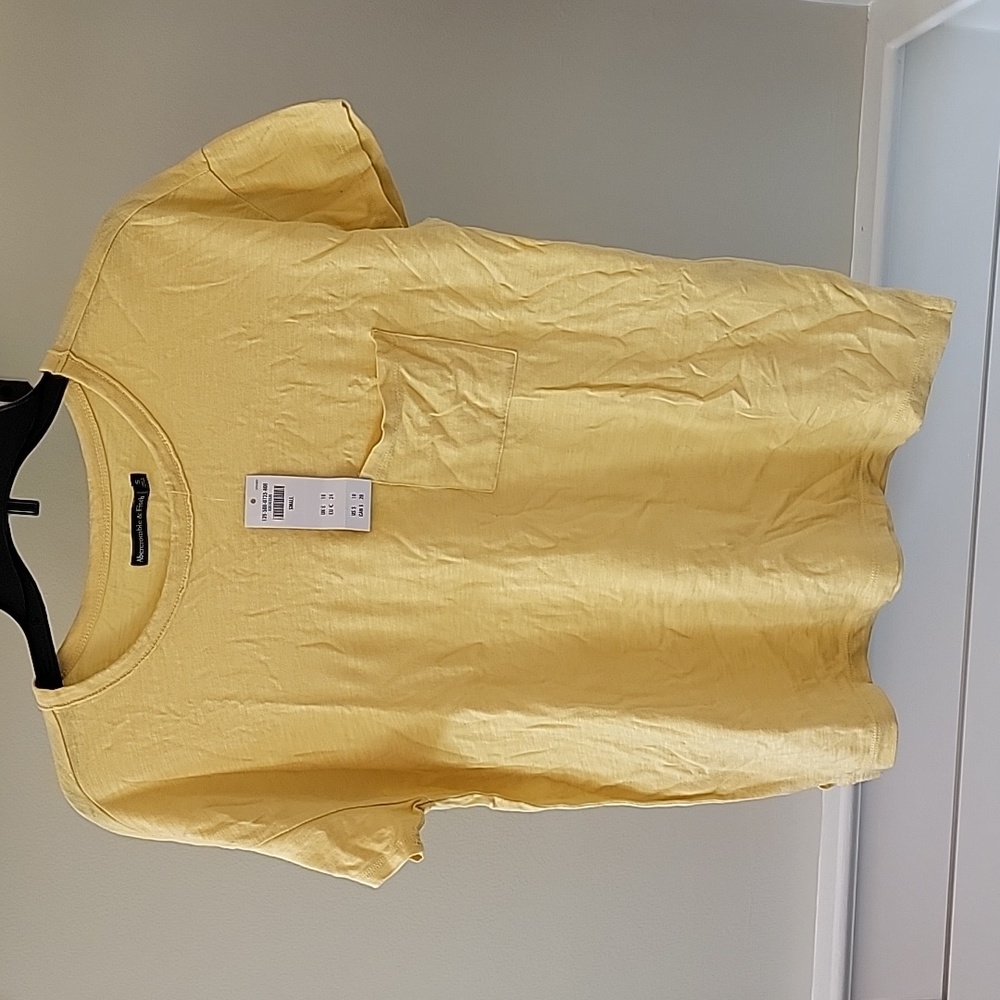 AF yellow tee